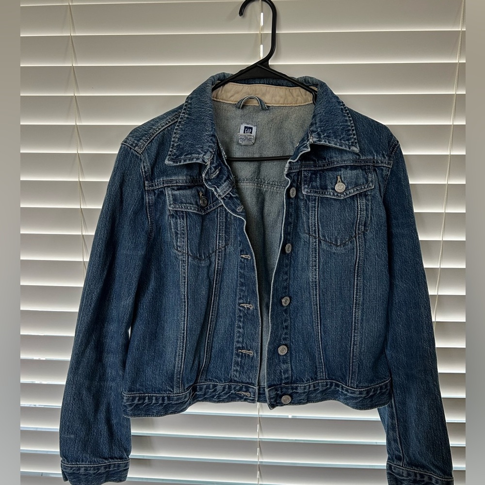 GAP Jean Jacket. Dark wash.